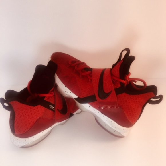 Nike LeBron XIV GS 14 Basketball Sz 4.5y Pre-owned - Picture 3 of 11